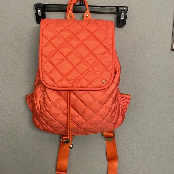Lesportsac | Bags | Nwot Lesportsac Beverly Backpack Quilted  display picture 3